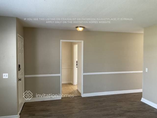 10058 Julian Dr - Photo 3 of 17