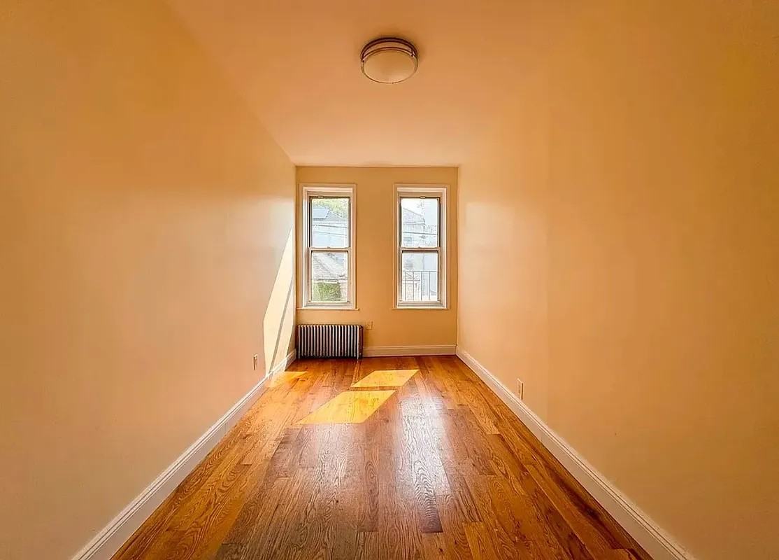 1479 East 34th Street #1 - Photo 3 of 6