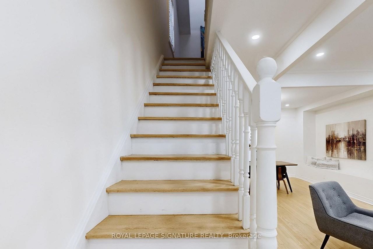 337 Glen Road - Photo 3 of 15