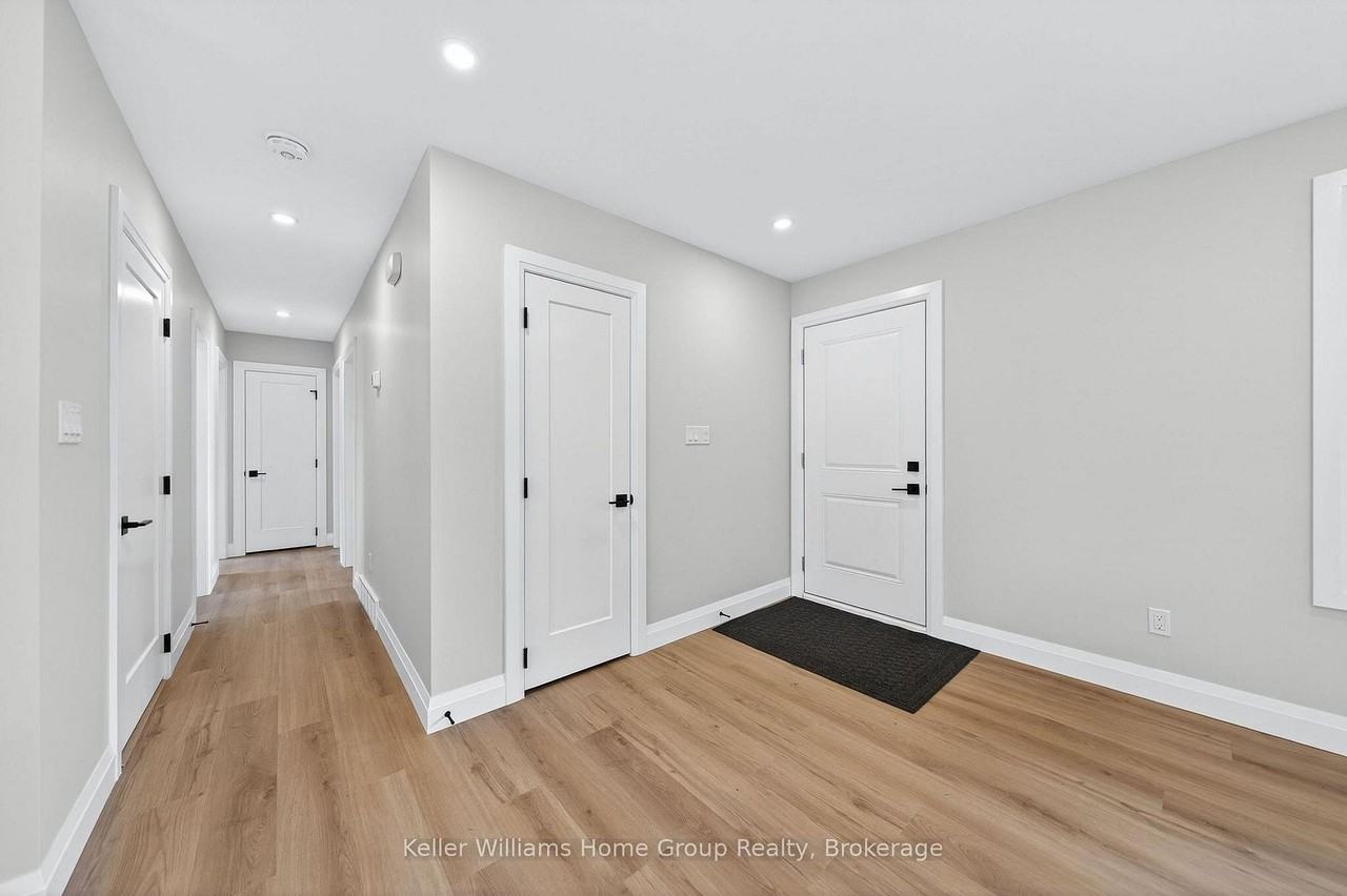 535 Elgin Street #Main - Photo 2 of 14