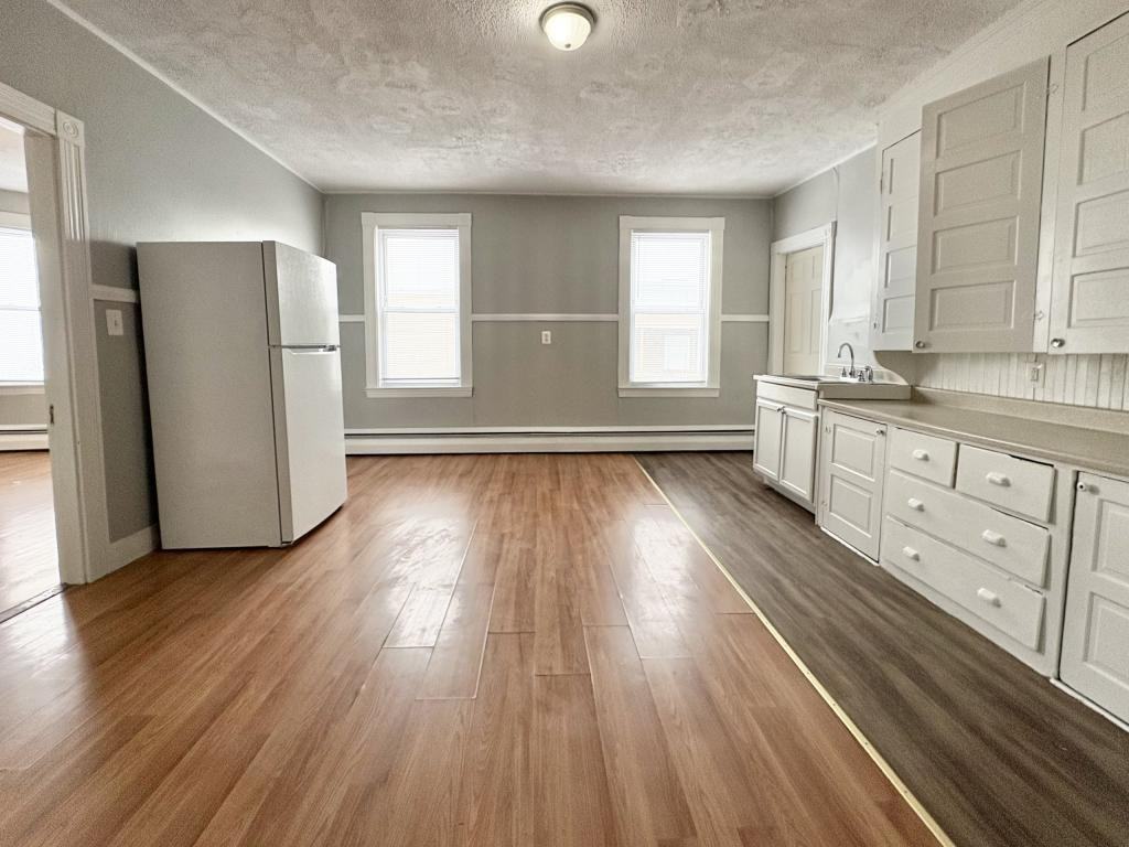 214 Blake St Apt 9 - Photo 2 of 11