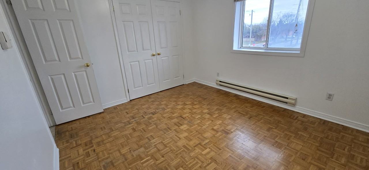 303 Frontenac Avenue #1 - Photo 5 of 15