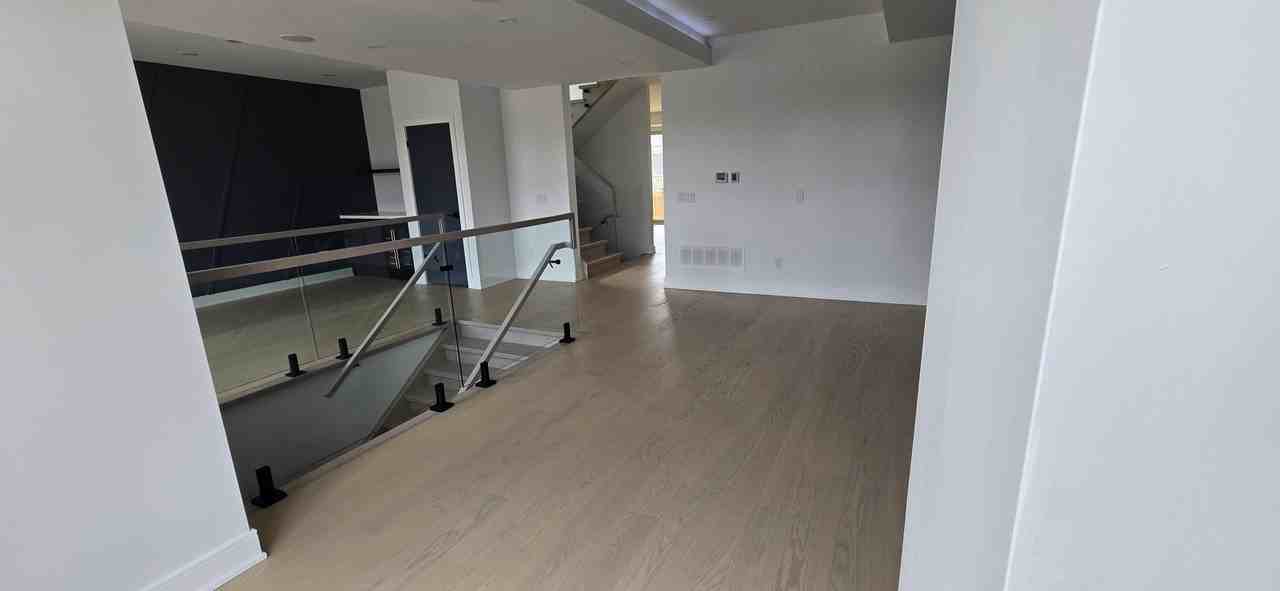 354 Woodmount Avenue #Main - Photo 2 of 33