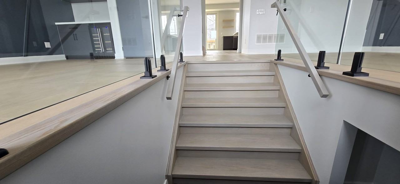 354 Woodmount Avenue #Main - Photo 3 of 33