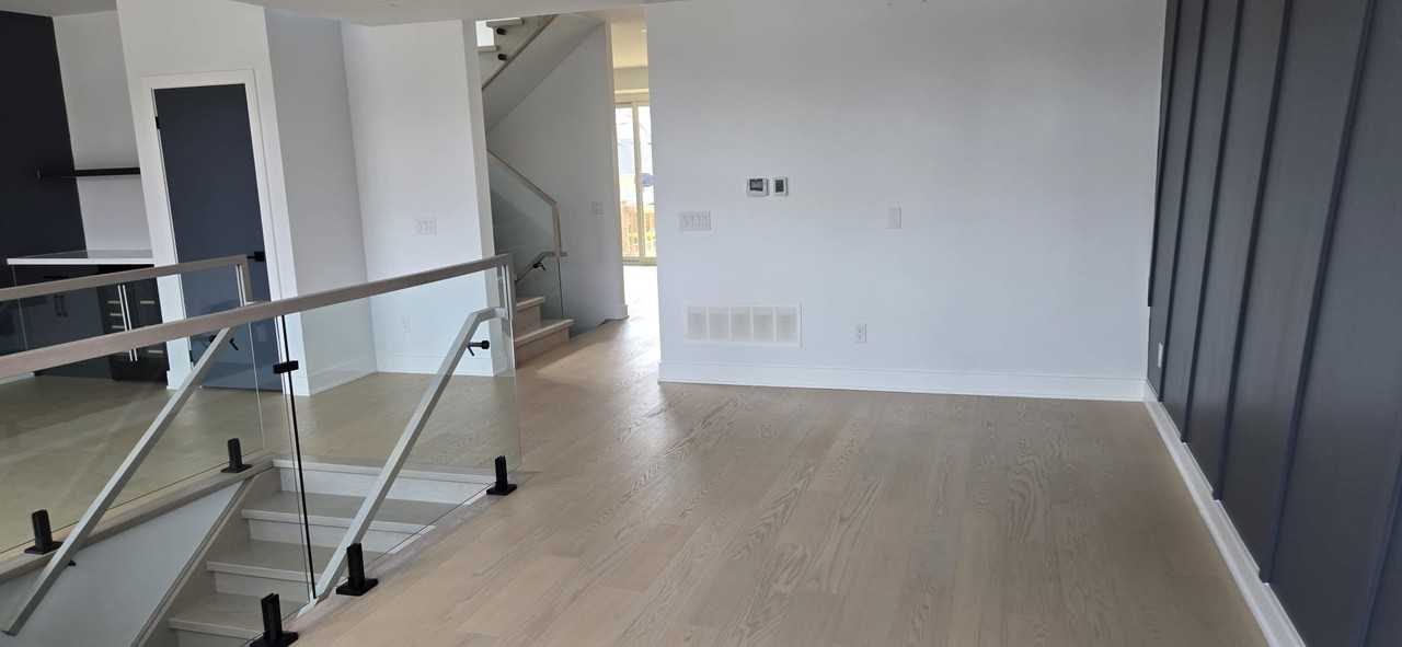 354 Woodmount Avenue #Main - Photo 6 of 33