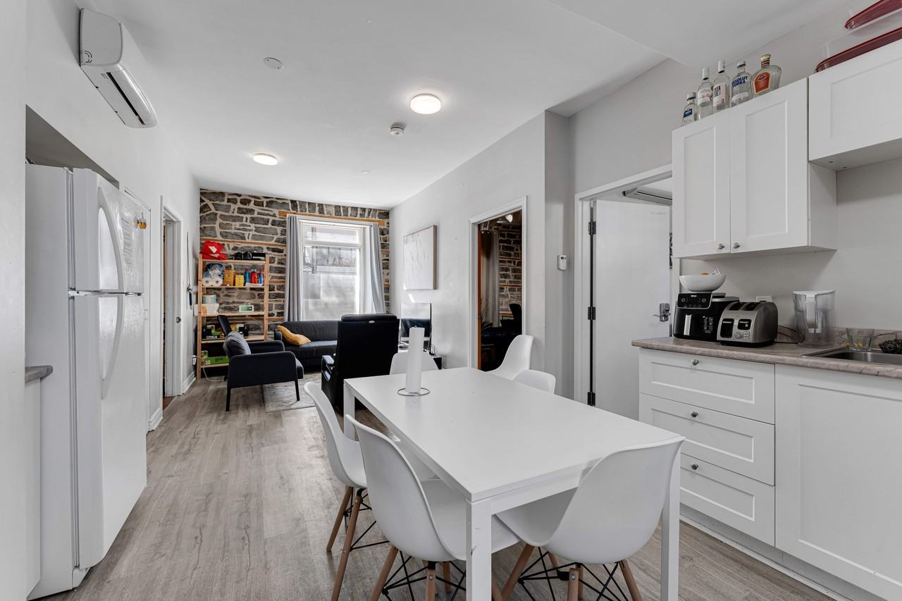 155 Brock Street - Photo 3 of 17