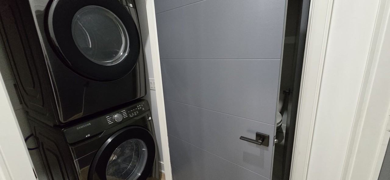 354 Woodmount Avenue - Photo 7 of 9