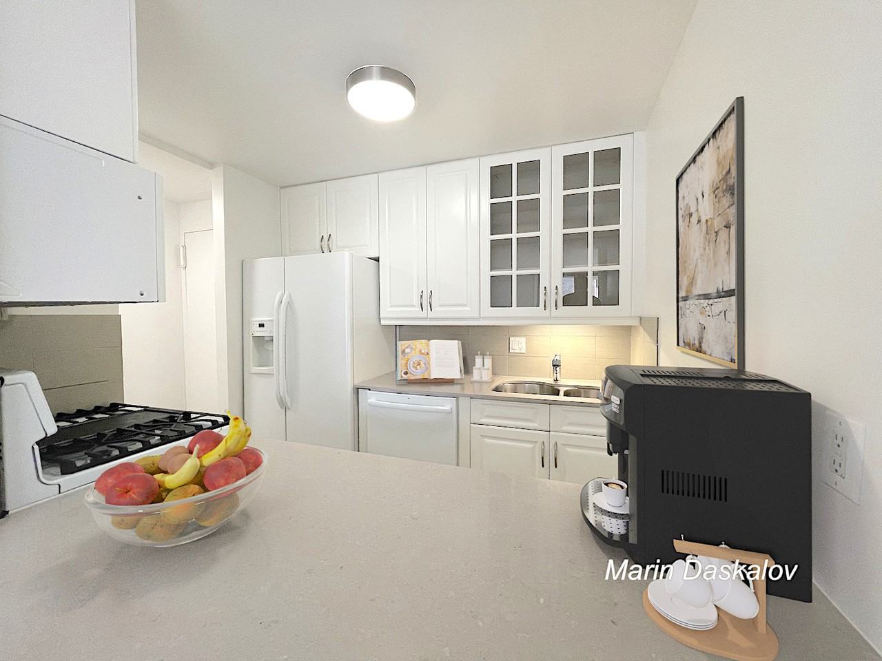 East 14th Street #5A - Photo 4 of 5