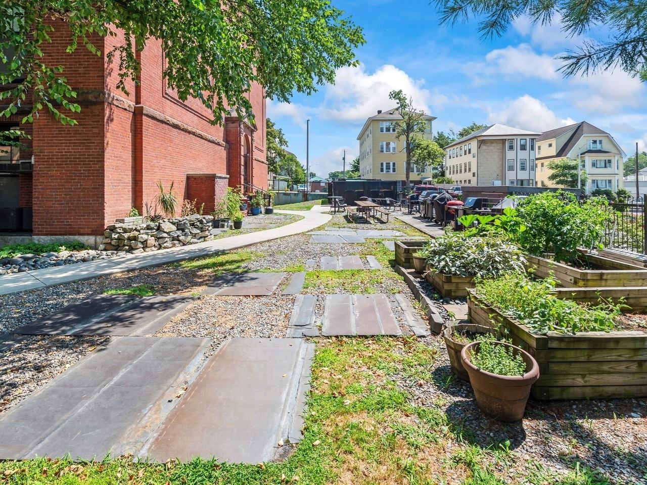 28 Adams St #204 - Photo 4 of 25