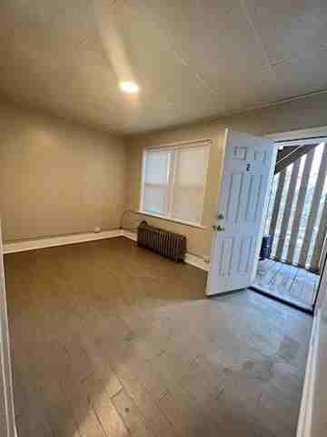 2815 Brownsville Rd #2 - Photo 2 of 11