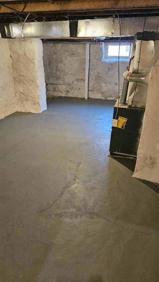 214 S Edgewood St - Photo 4 of 27