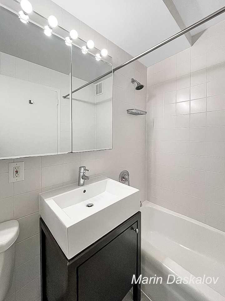 East 14th Street #2A - Photo 6 of 9