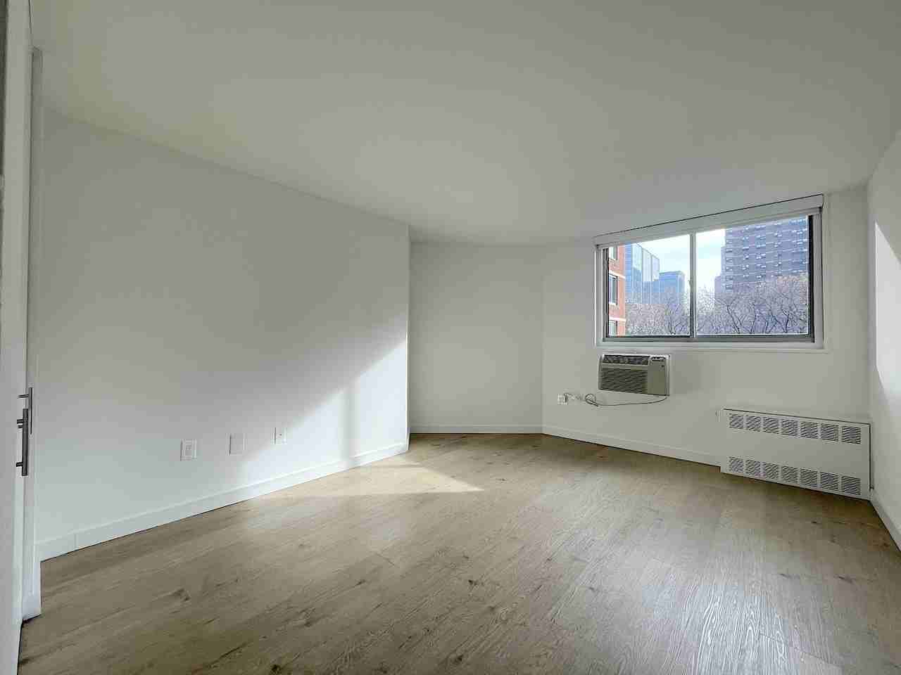 East 16th Street #3A - Photo 2 of 9