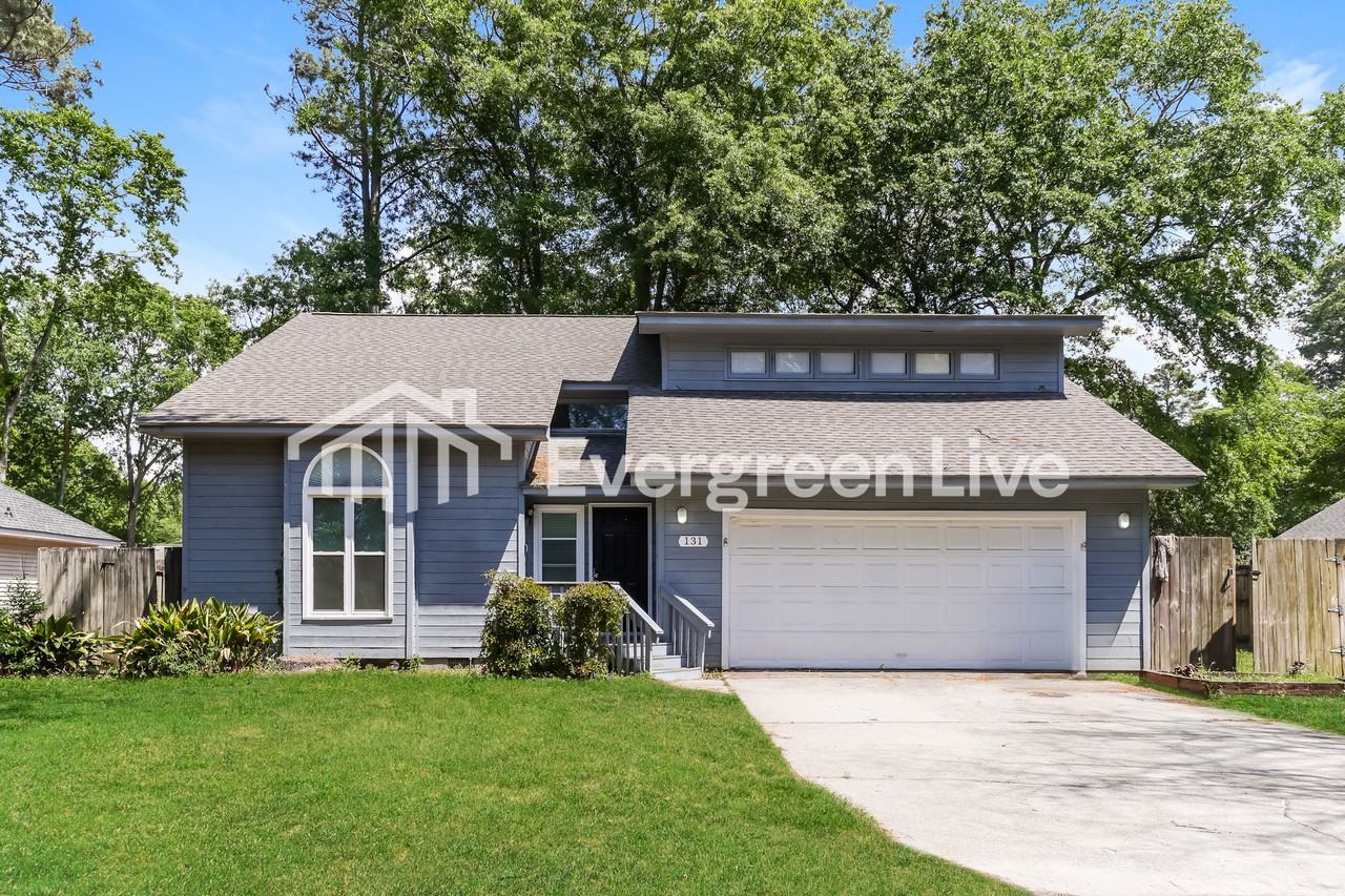 131 Driftwood Cir - Photo 2 of 15