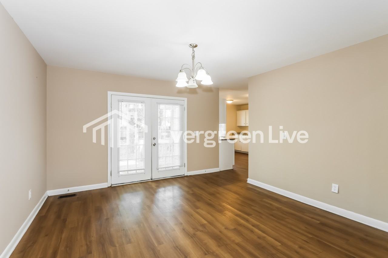 131 Driftwood Cir - Photo 7 of 15