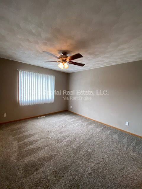110 Northtowne St #19 - Photo 5 of 10