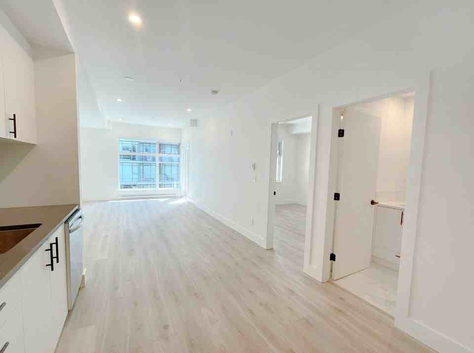 1456 Johnston Road #302 - Photo 4 of 12