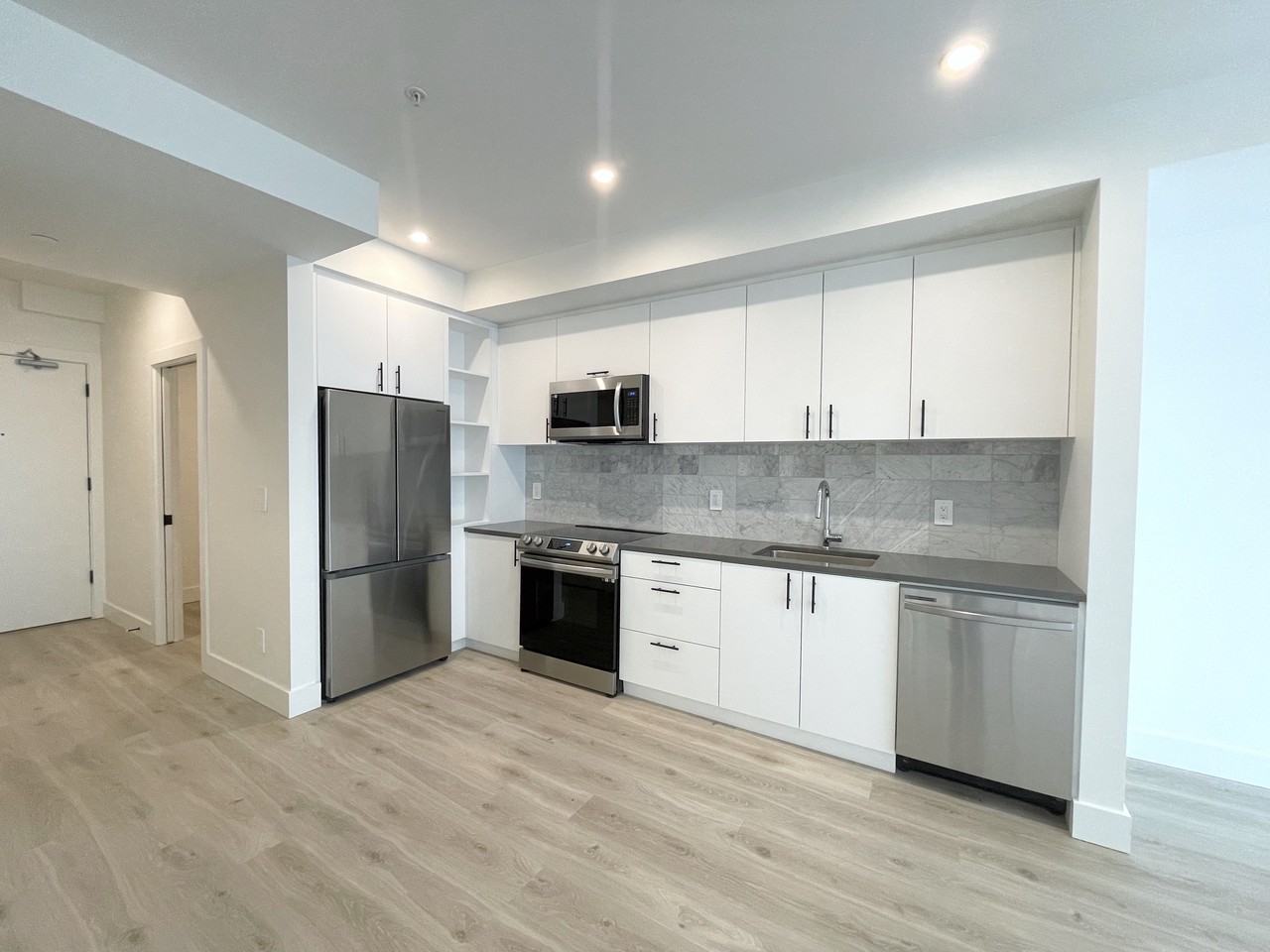 1456 Johnston Road #302 - Photo 3 of 12