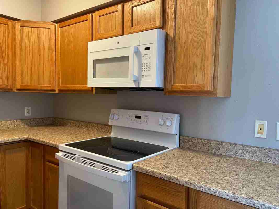 2693 E Oakleaf Dr - Photo 5 of 31