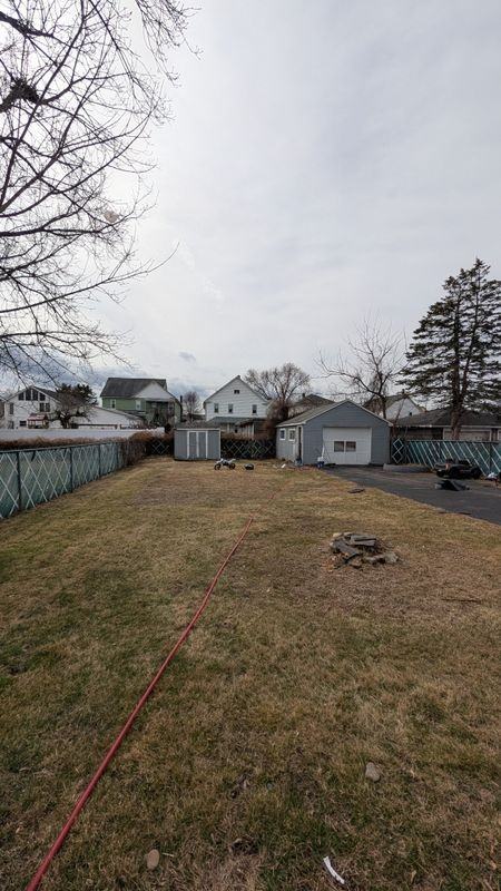 230 Swetland St - Photo 7 of 24