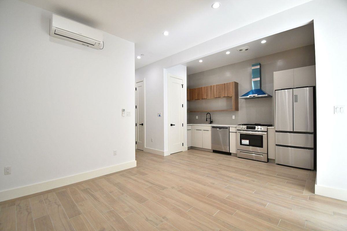 582 E 138th St ##3b - Photo 2 of 11