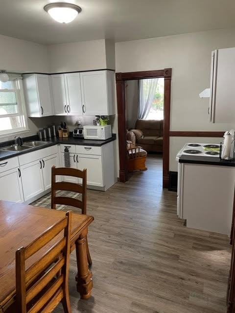 609 Menasha St #609 - Photo 2 of 10