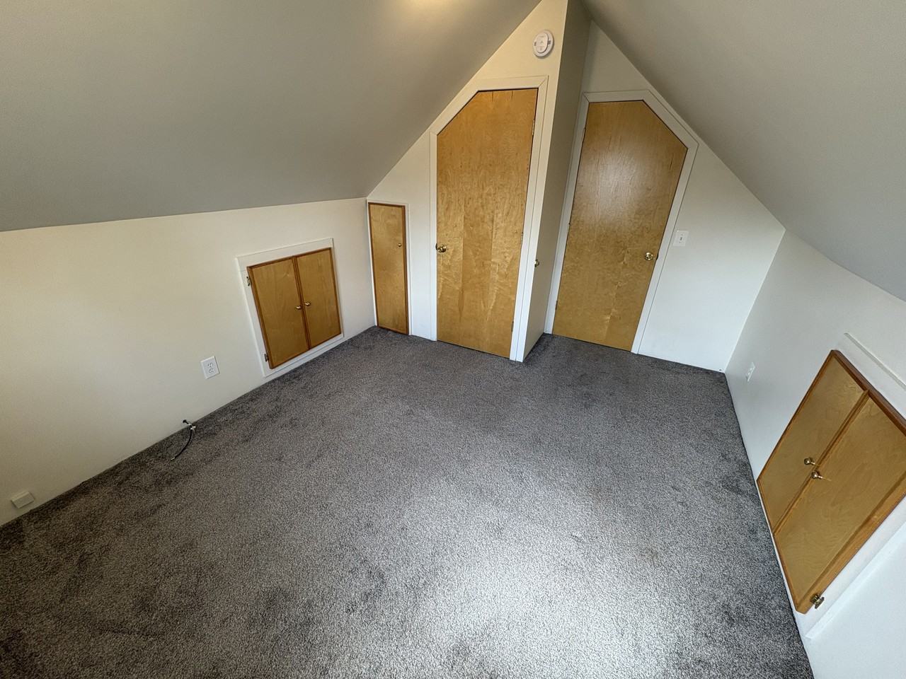 54 Francine Avenue - Photo 3 of 4