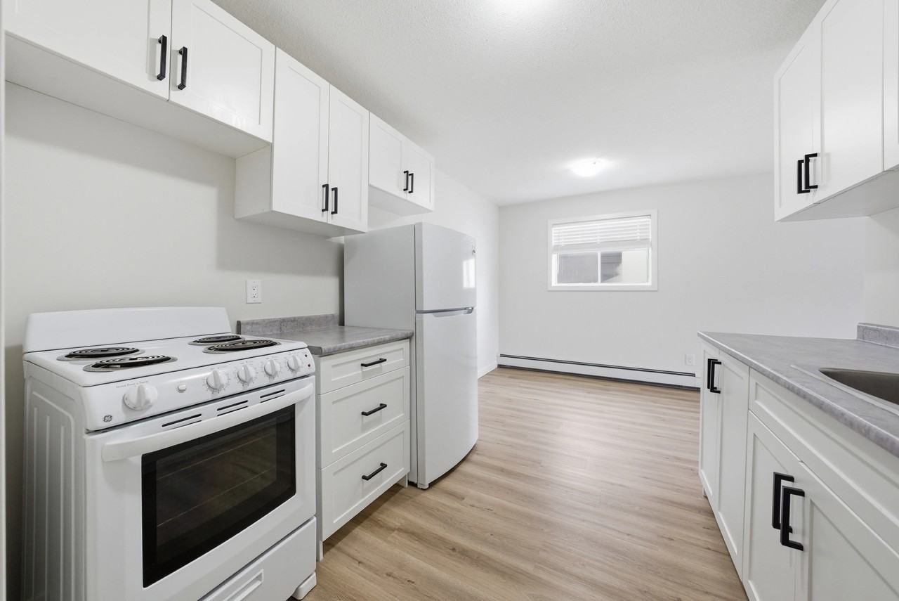 West Ridge Apartments - Photo 2 of 34