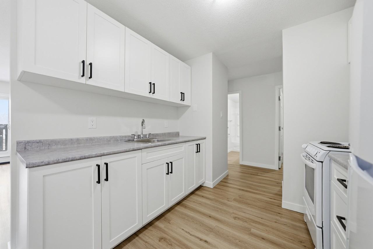 West Ridge Apartments - Photo 7 of 34