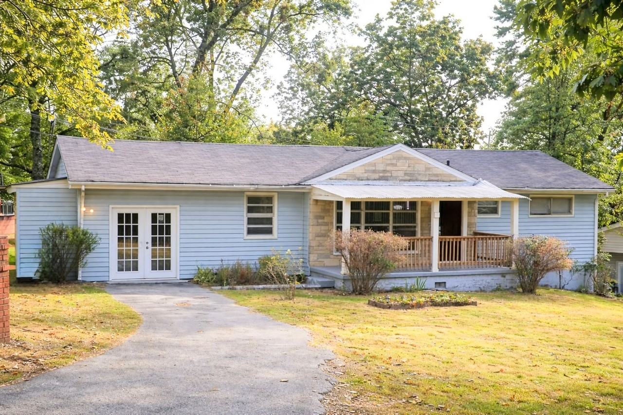 3868 Mark Twain Cir - Photo 2 of 13