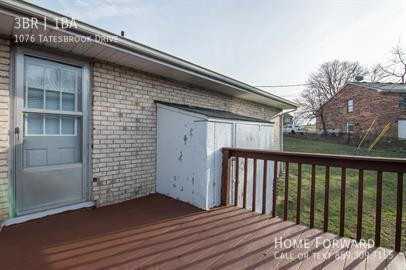 1076 Tatesbrook Dr - Photo 2 of 10