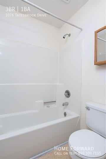 1076 Tatesbrook Dr - Photo 4 of 10