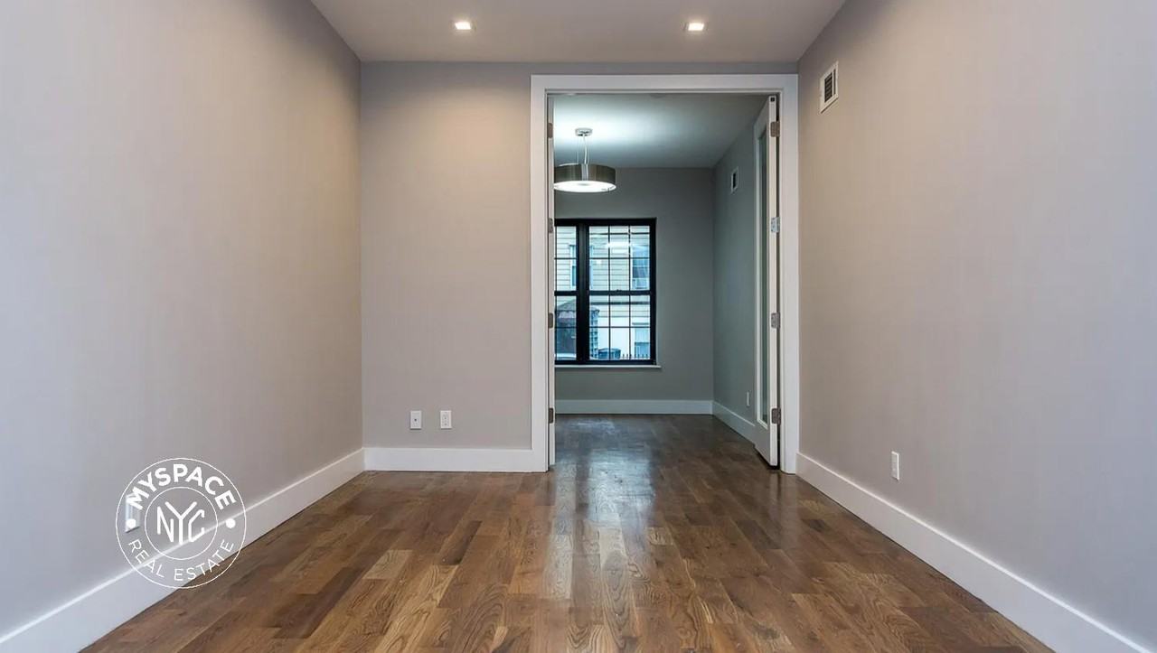 107 Skillman Ave #3L - Photo 5 of 10