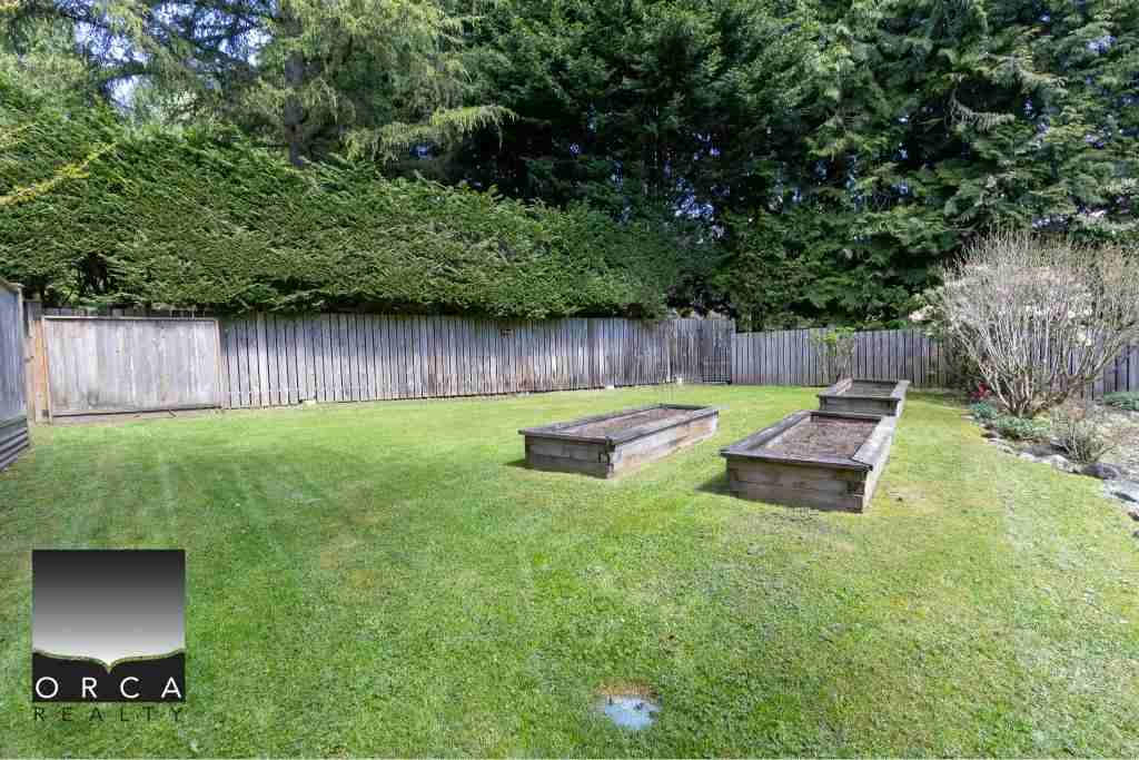 4185 29th Ave W - Photo 6 of 27