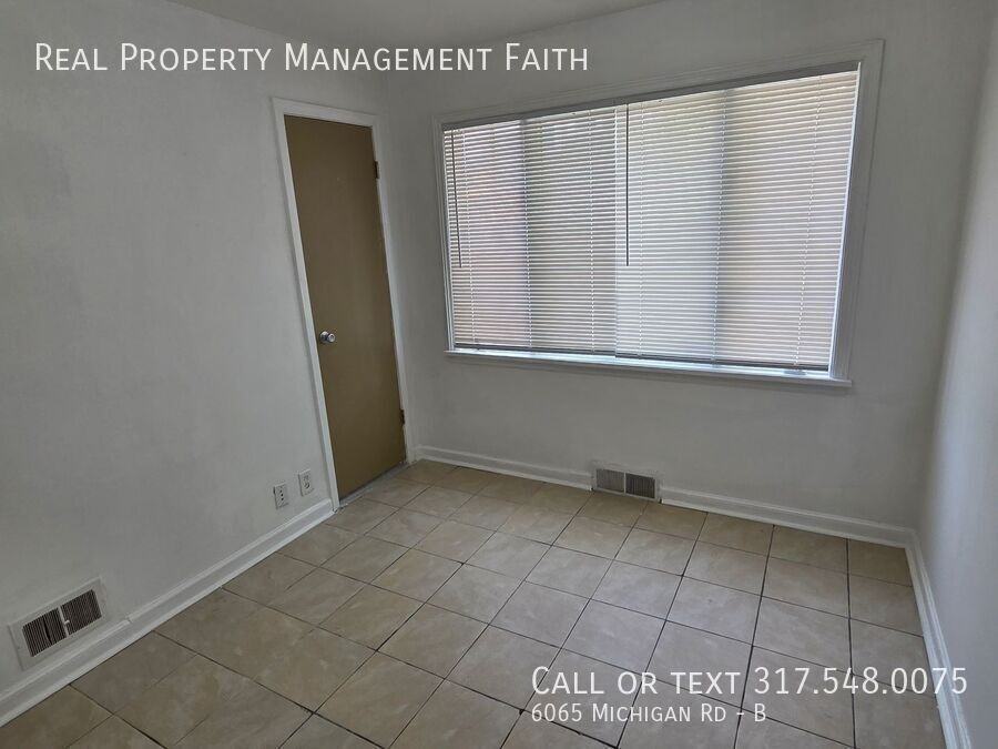 6065 Michigan Rd #B - Photo 7 of 18