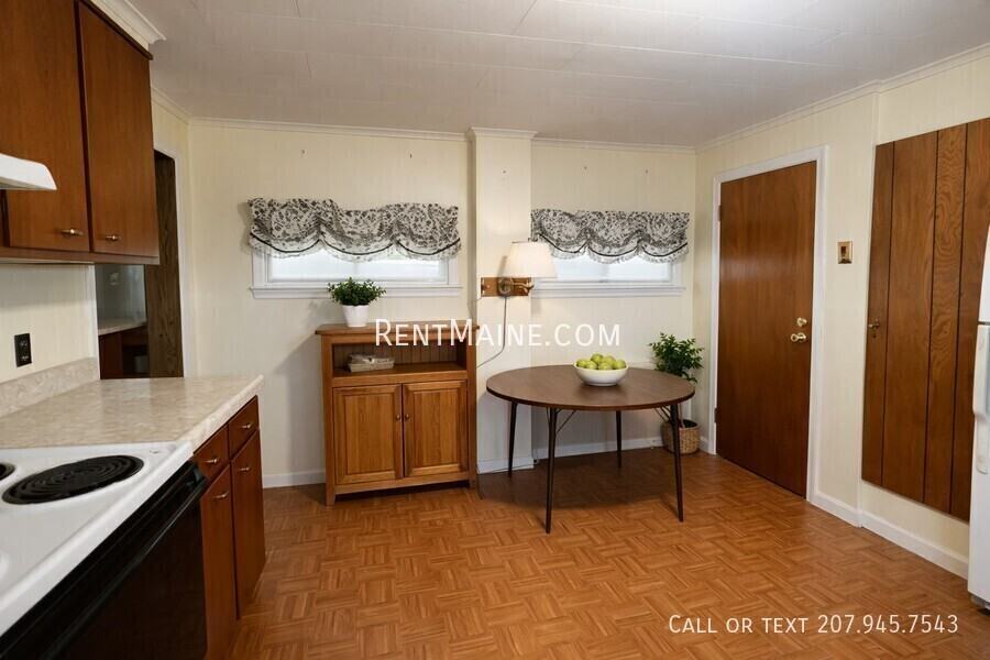 108 Pearl St #1 - Photo 2 of 14