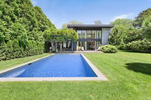 featured image of 48 Gansett Ln