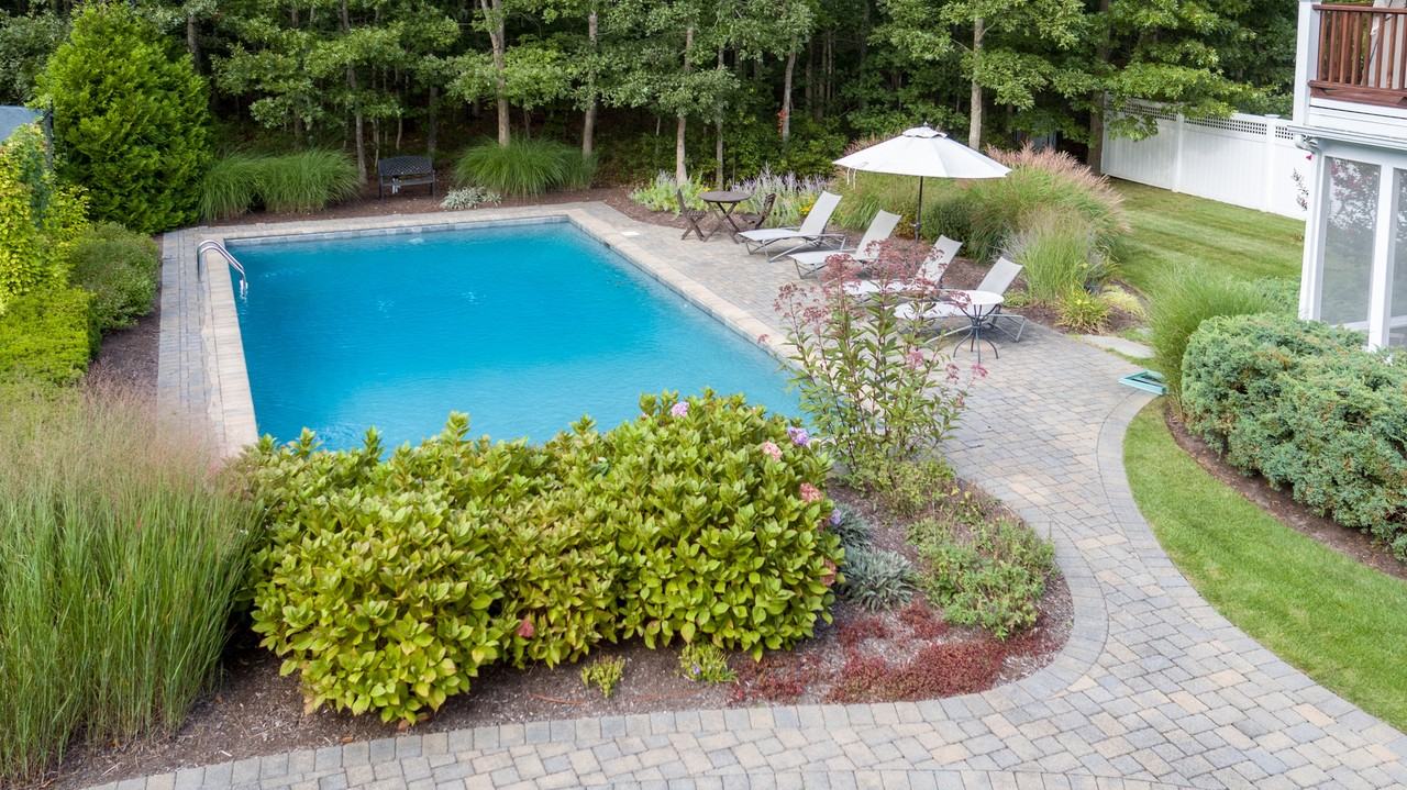 37 Arbutus Rd - Photo 2 of 24