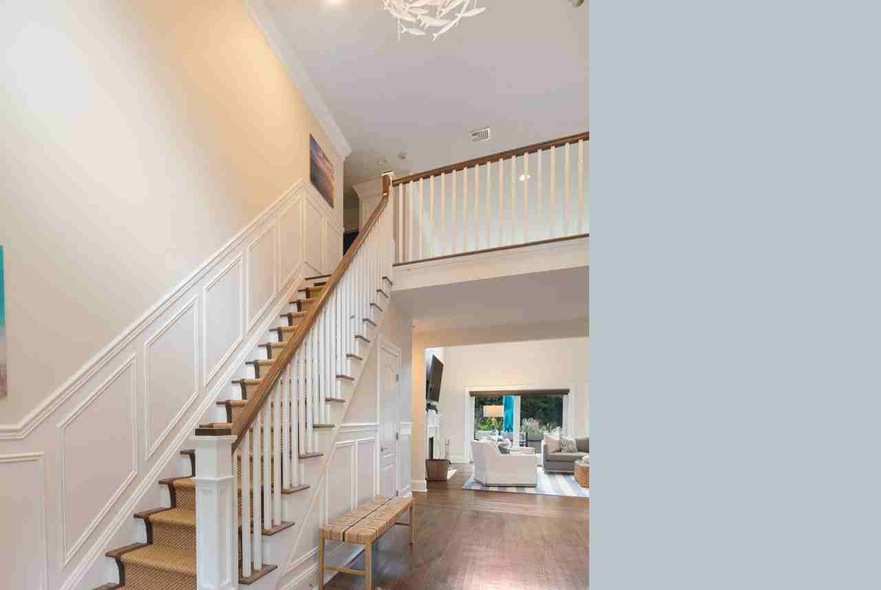 37 Arbutus Rd - Photo 6 of 24