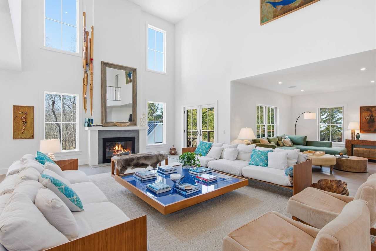 9 Kings Ln - Photo 4 of 30