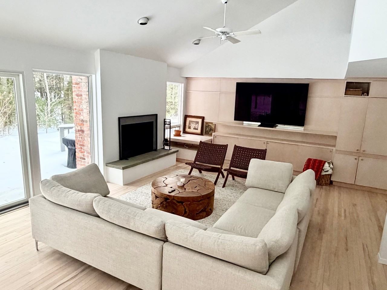 33 Oak Hill Ln - Photo 6 of 19