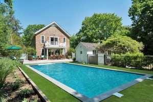 featured image of 2863 Montauk Hwy