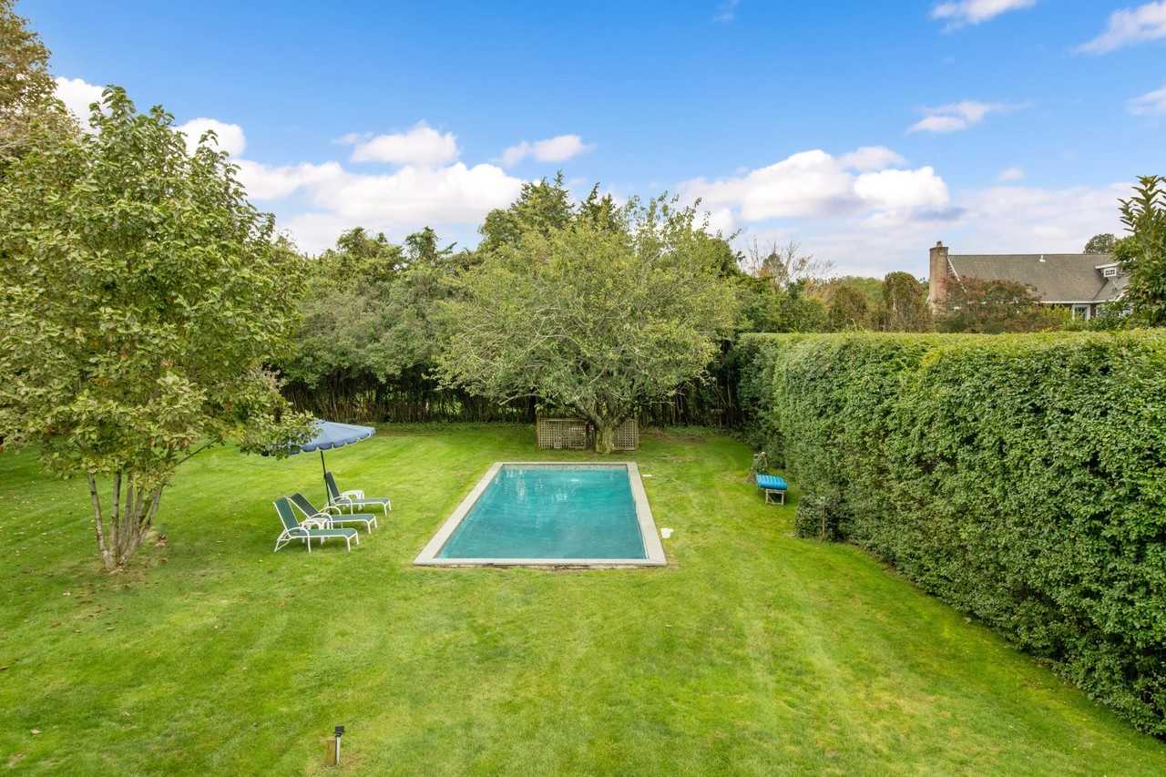 64 S Hill St - Photo 2 of 13