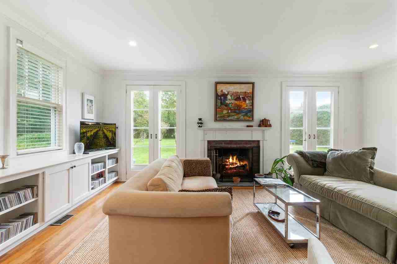 64 S Hill St - Photo 5 of 13