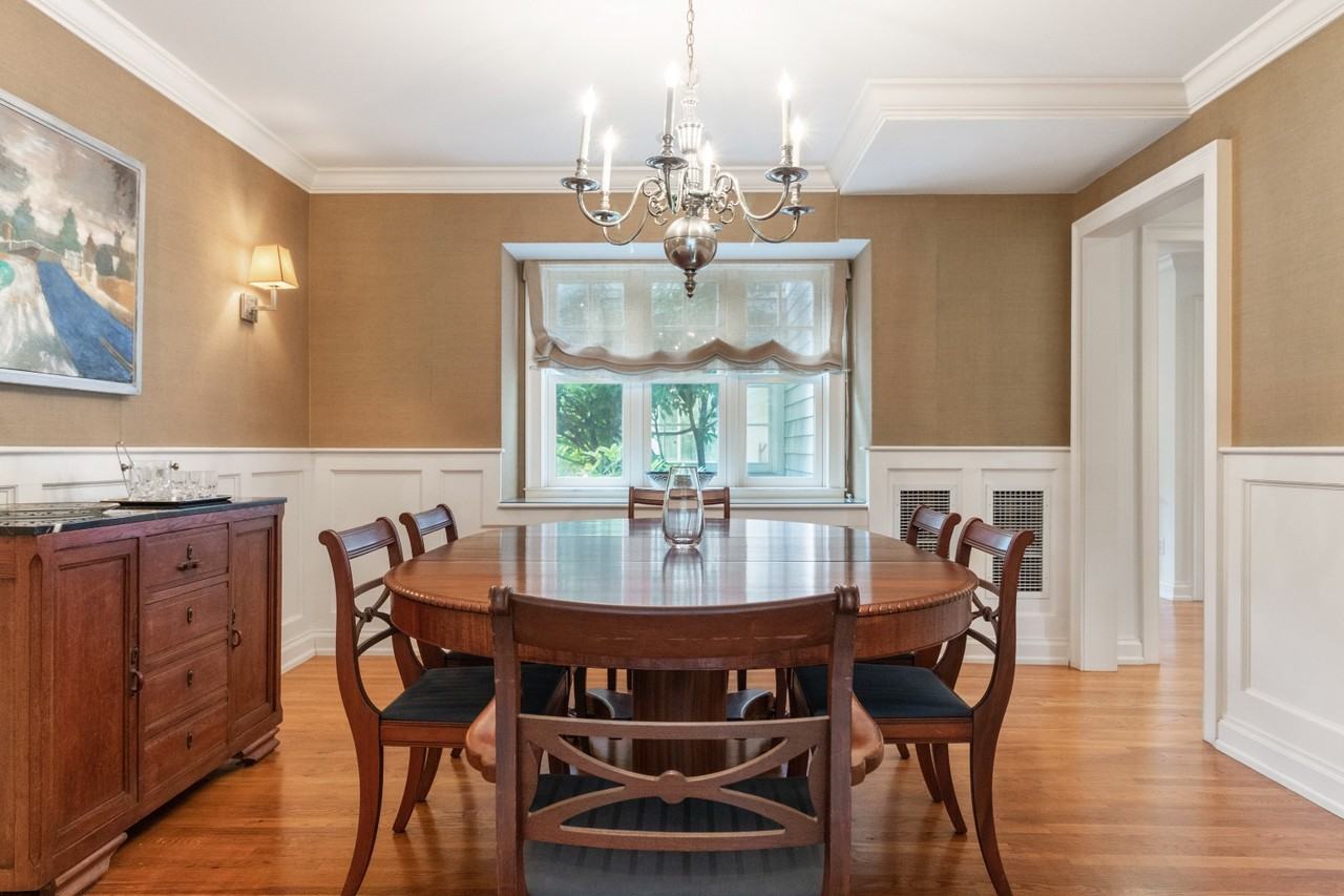 64 S Hill St - Photo 6 of 13