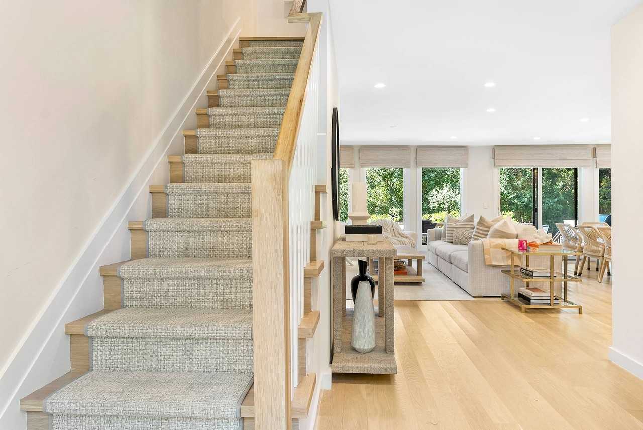 68 W Water St - Photo 3 of 30