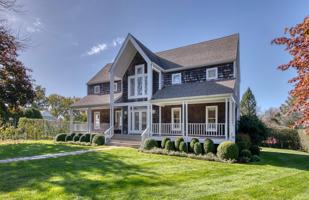 featured image of 59 N Captains Neck Ln