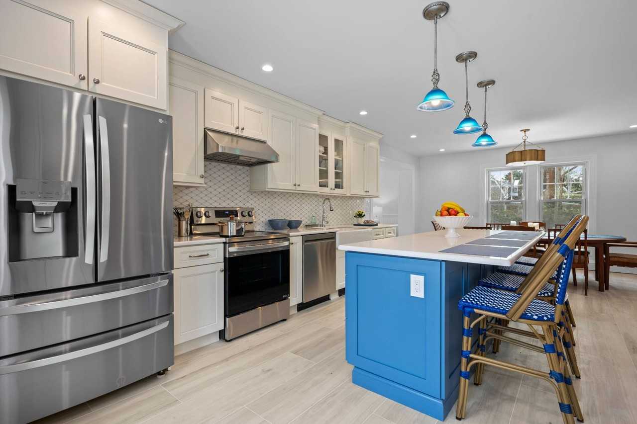 74 Montauk Hwy - Photo 7 of 16