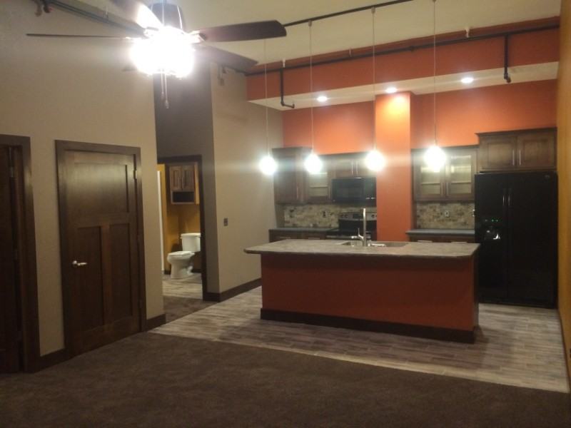 131 N Santa Fe Ave - Photo 2 of 6