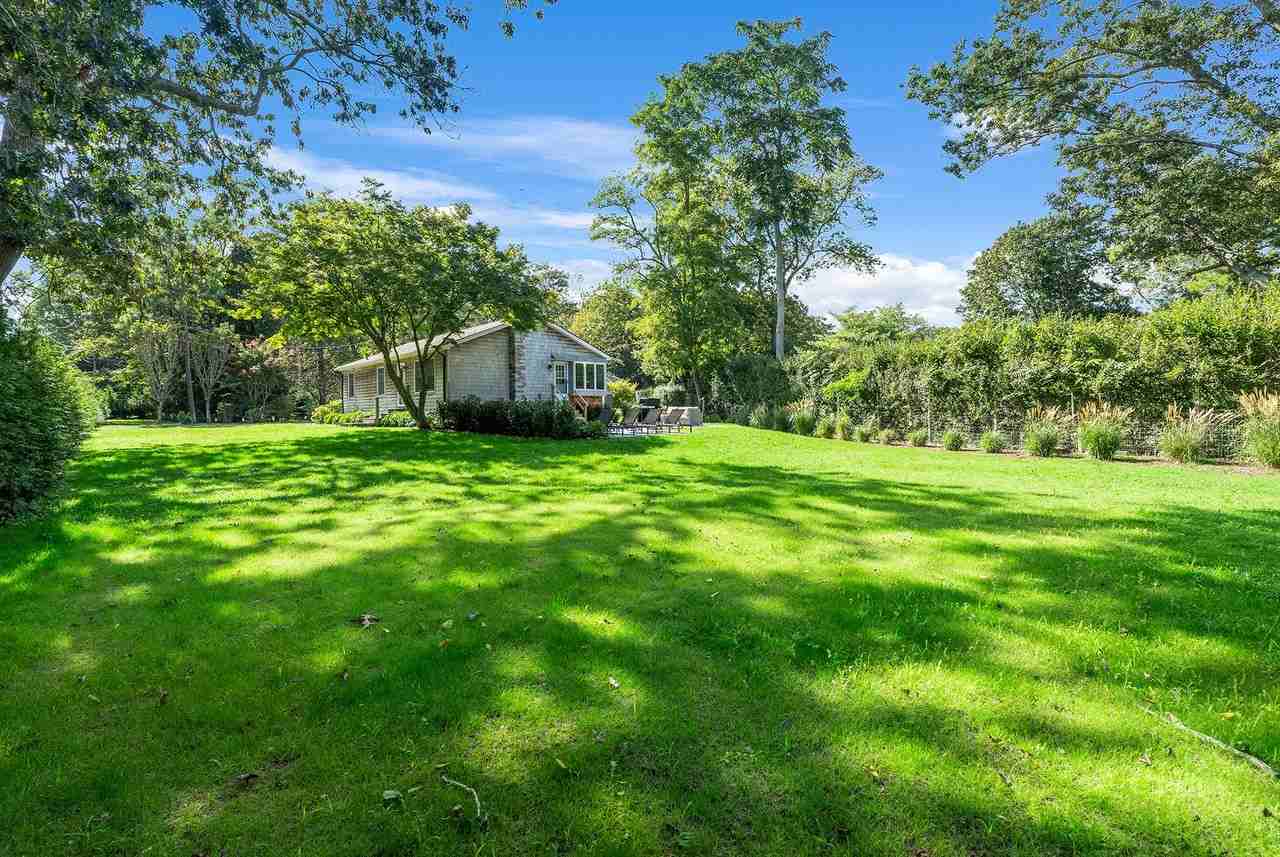 126 Narrow Ln - Photo 2 of 16